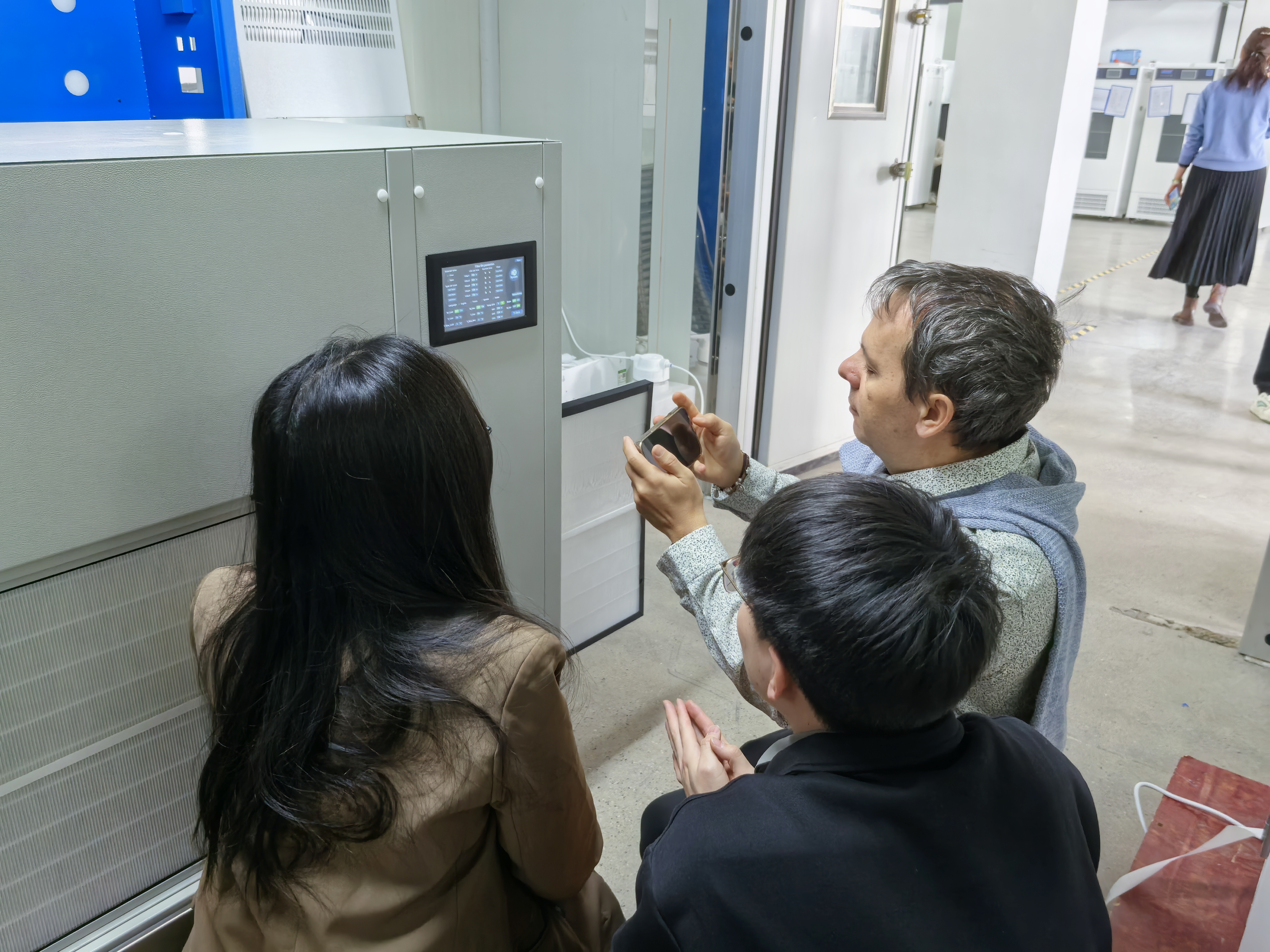 Pembangkit Air Atmosfer (AWG): Solusi Air Bersih dan Mandiri untuk Masa Depan yang Berkelanjutan